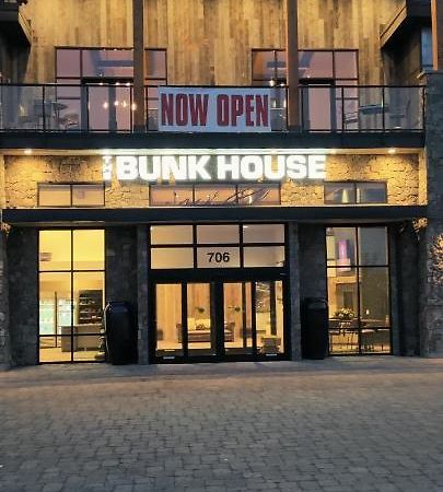 Bunk House Hotel Madras Exterior photo